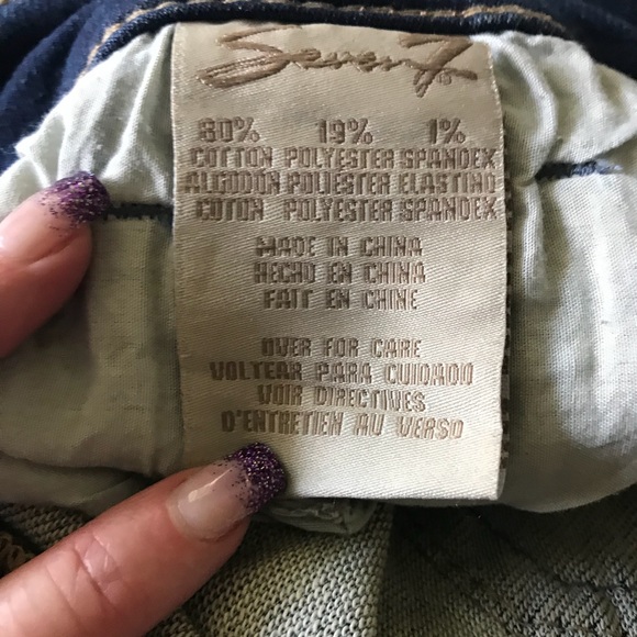 Seven7 Cropped Slightly Distressed Jeans - Picture 8 of 8